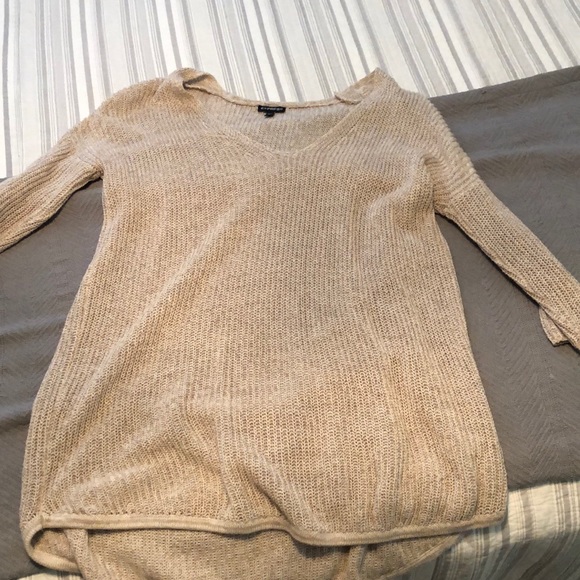 Express sweater - Picture 3 of 3